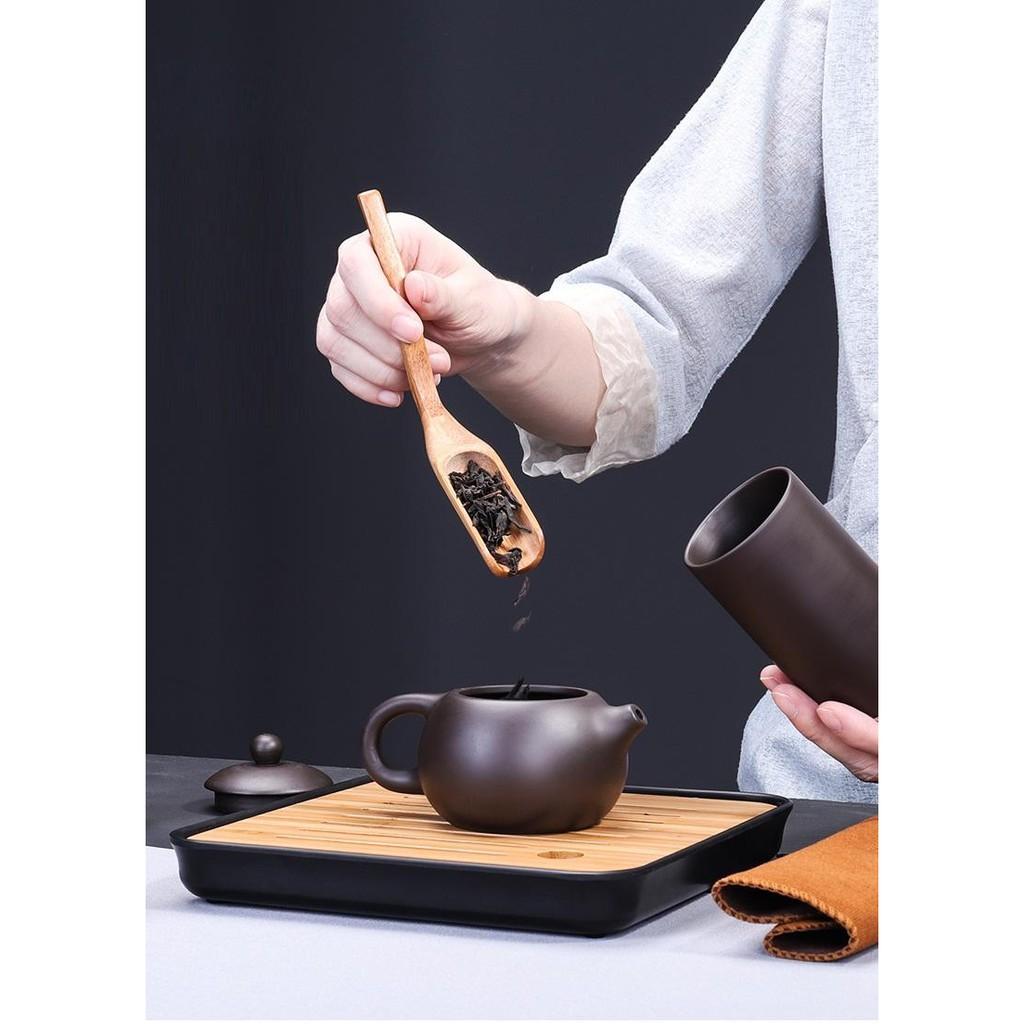 Khuyến mãi - Bộ ấm trà Long Tỉnh phong cách cổ điển