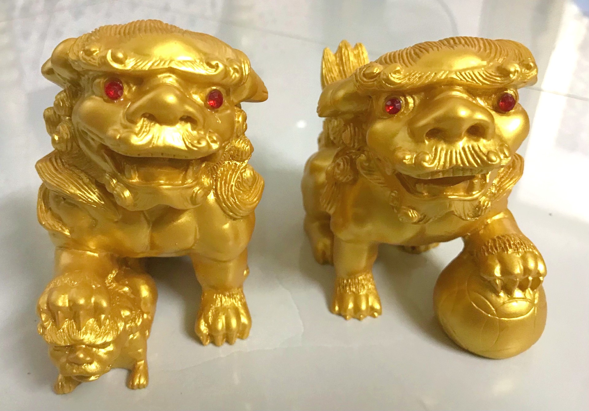 Cặp Tượng Kỳ Lân Phong Thủy - Màu vàng nhũ