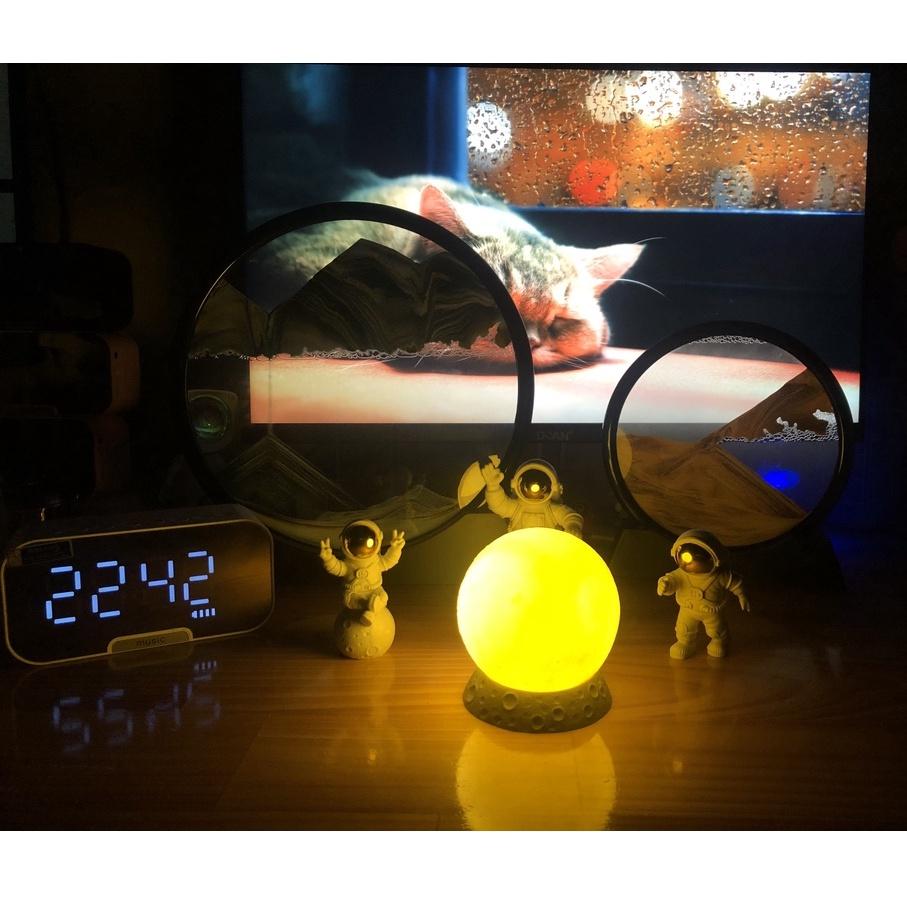 Đèn ngủ mặt trăng 3D mô hình phi hành gia trang trí phòng ngủ siêu đẹp