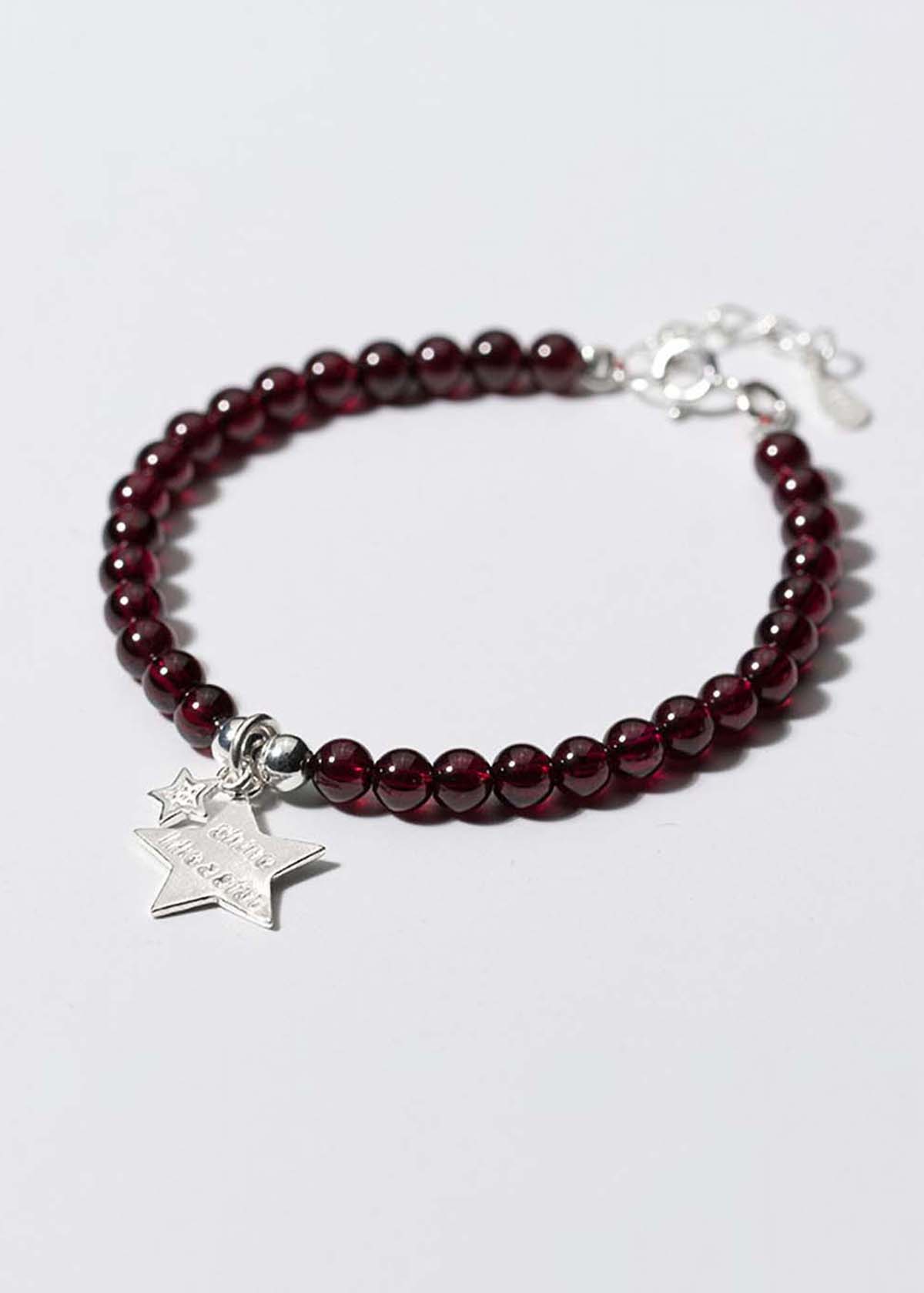 Vòng tay đá Garnet phối charm ngôi sao đôi size hạt 6mm mệnh hỏa, thổ - Ngọc Quý Gemstones
