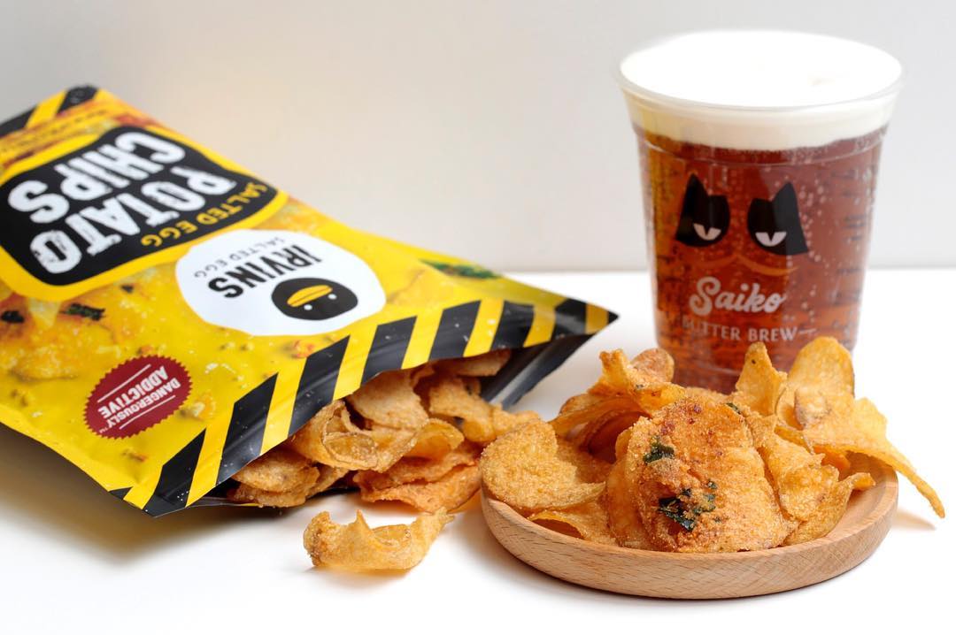 Khoai tây trứng muối 230g IRVINS - Big IRVINS Salted Egg Potato Chips