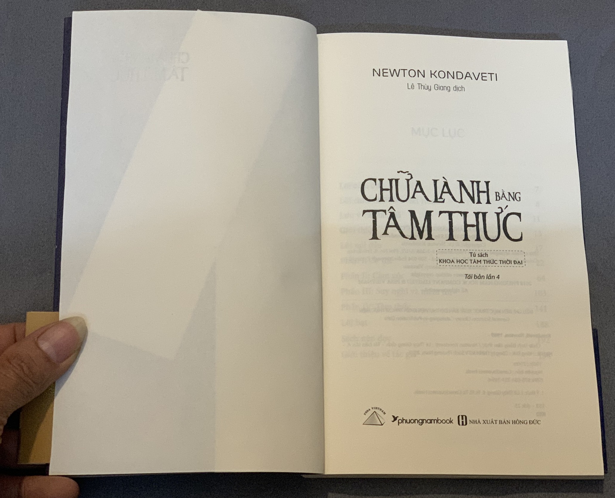Sách Chữa Lành Bằng Tâm Thức (Tái bản năm 2021)