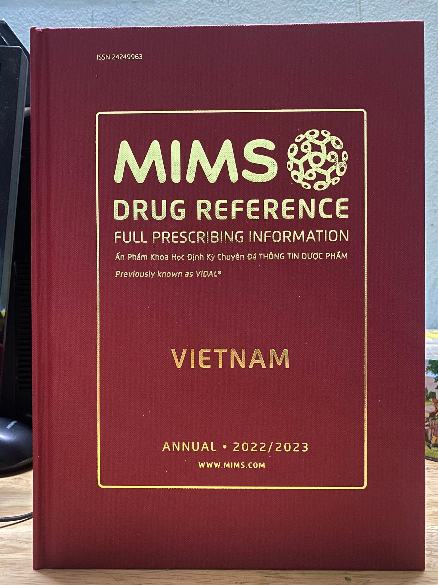Sách - Mims Việt Nam 2023 Ấn phẩm Khoa học Định kỳ Chuyên đề Nhà thuốc thực hành