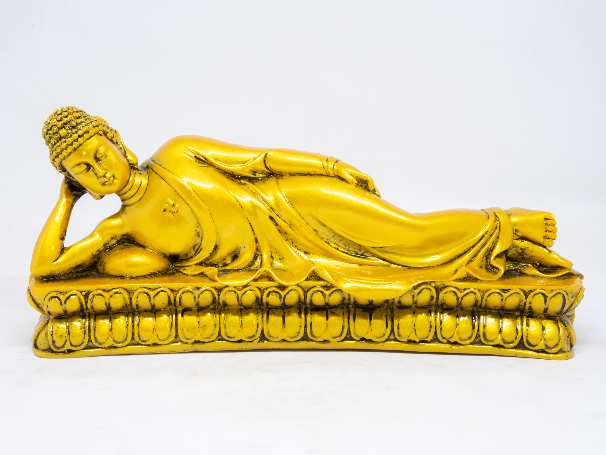 Tượng Phật Thích Ca Mâu Ni nằm nhập niết bàn bằng đá màu vàng cao 11cm