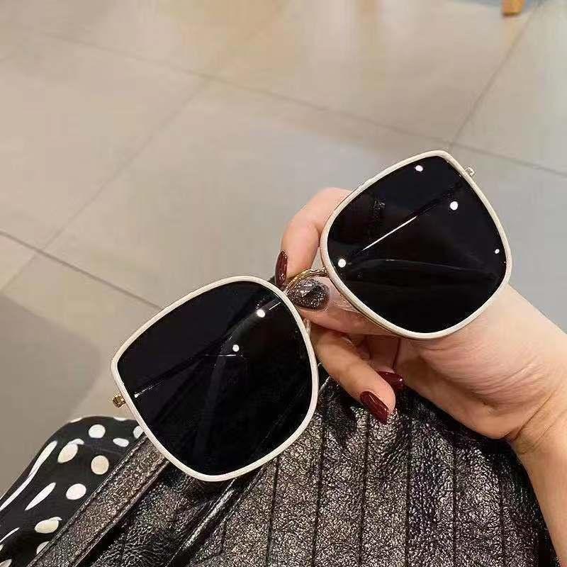 2021 Women's SunGlasses Fashion Sunglasses Large Thick Square Frame Eyeglasses