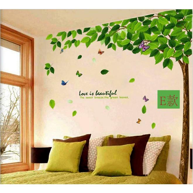Decal trang trí Cây Lá Xanh Hoa Bướm kèm chữ A.H