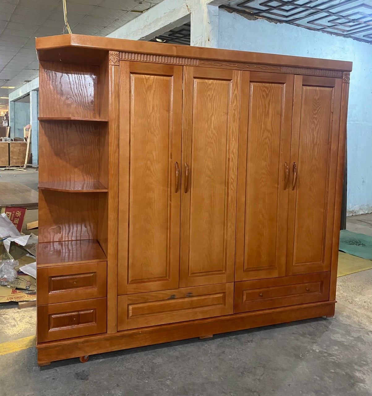 Tủ quần áo gỗ gõ , 4 cánh bằng gỗ 2M 2