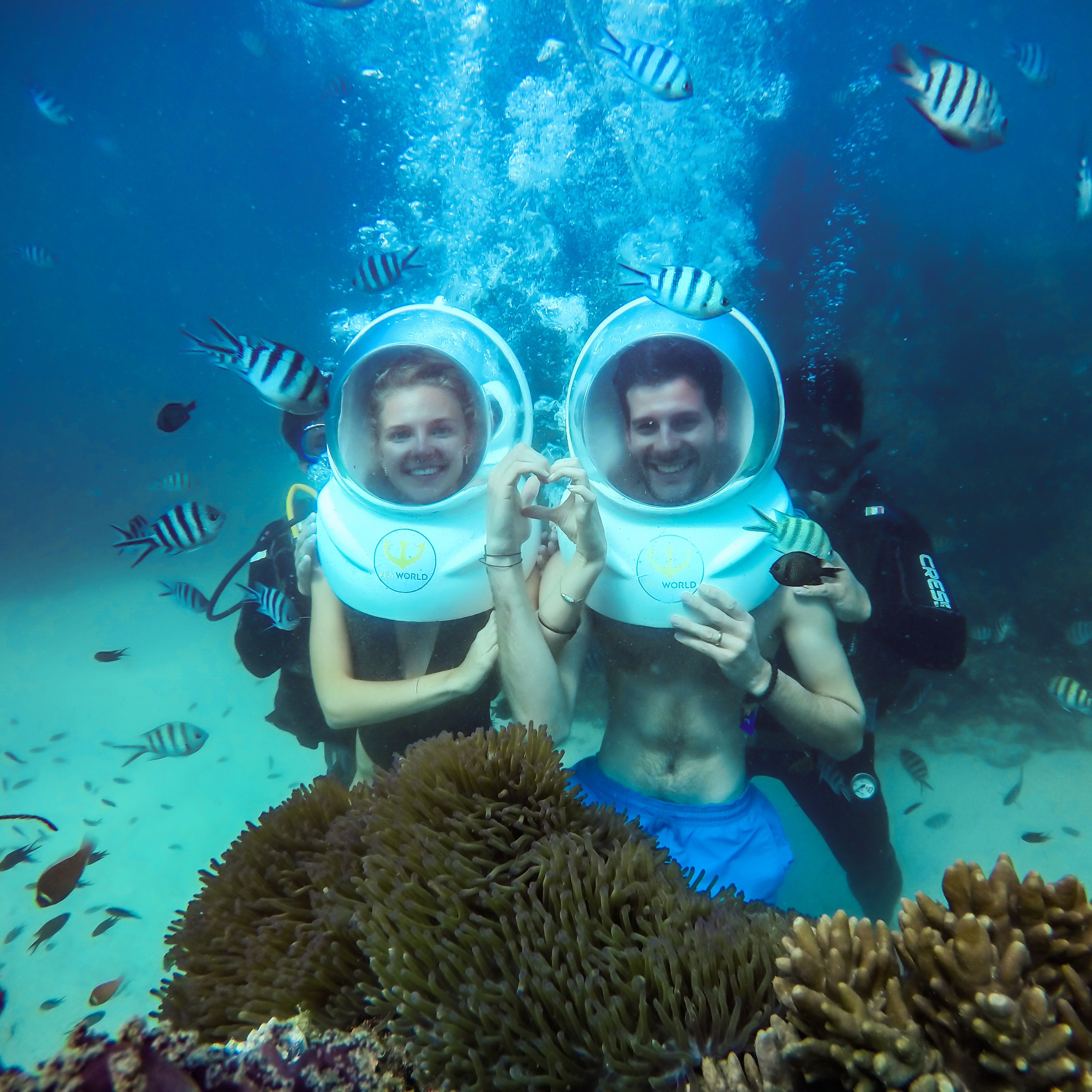 Combo đi bộ dưới đáy biển, Cano đưa đón, quay phim, chụp ảnh -Gói tiêu chuẩn