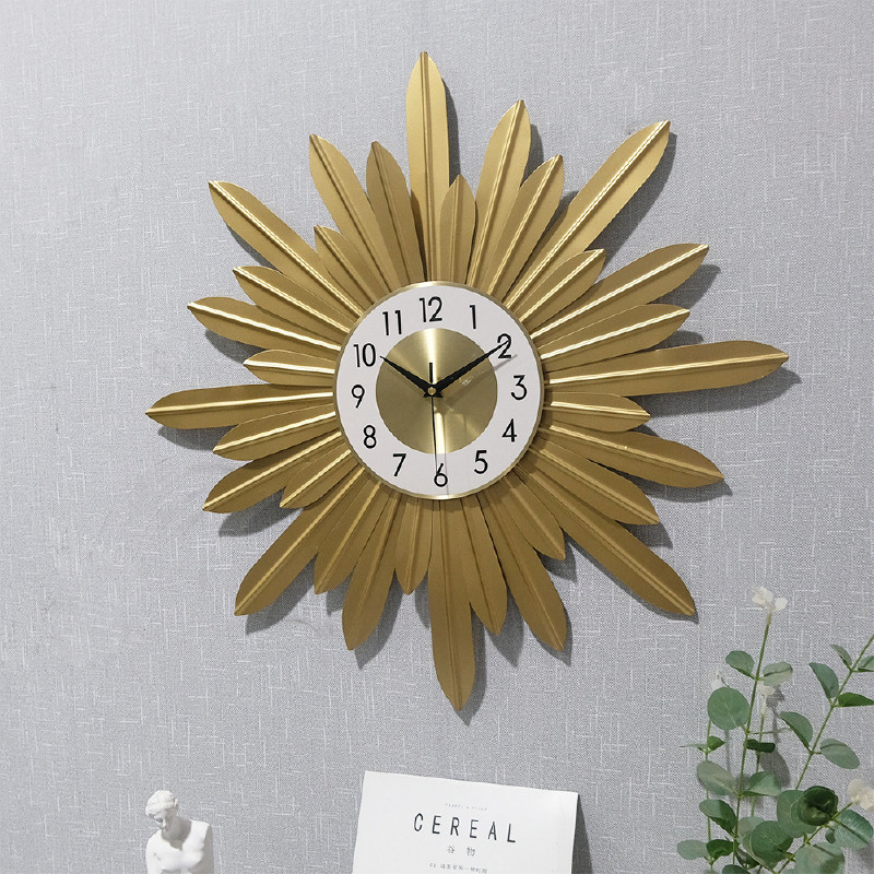 Đồng Hồ Treo Tường Nghệ Thuật Decor X2054 Vàng Kích Thước 60*60cm