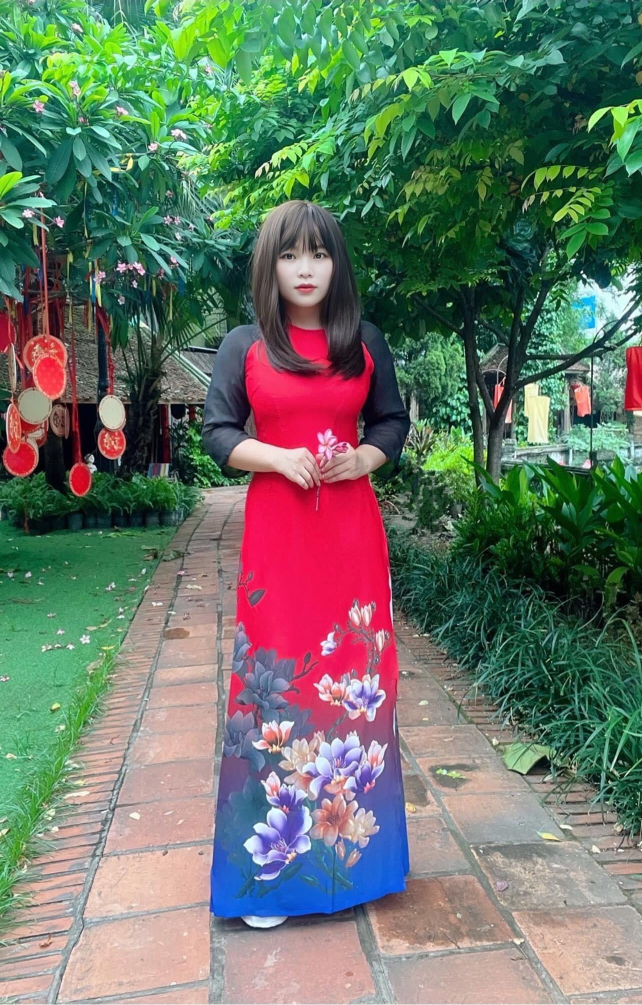 Áo dài 3D in hoa