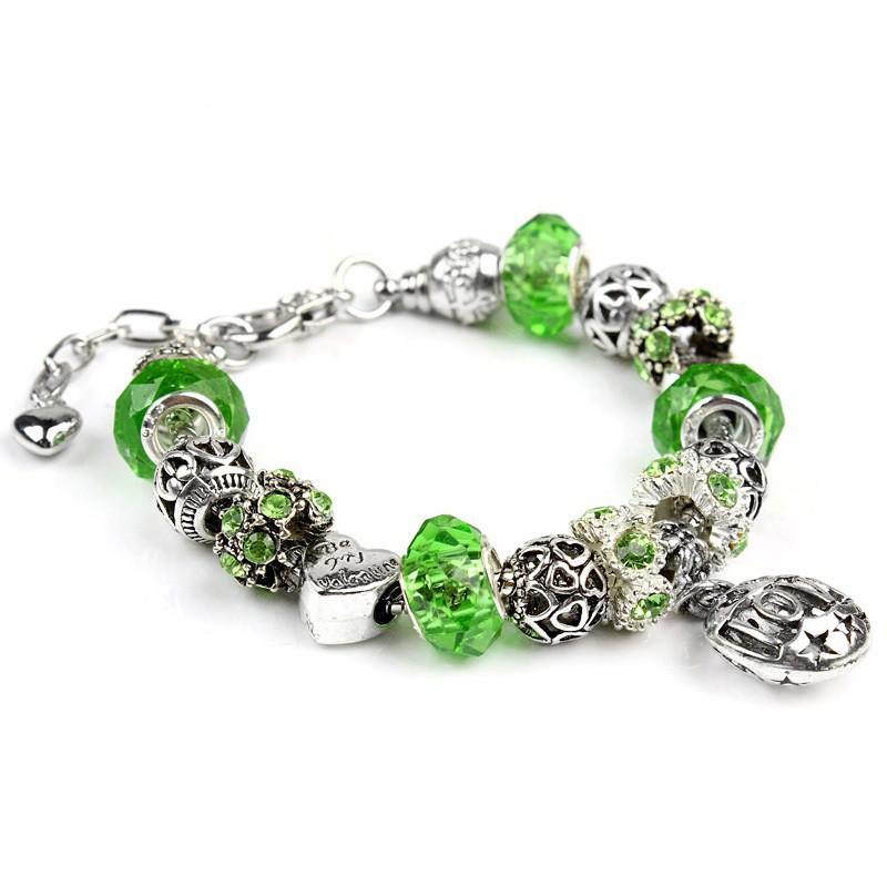 Vòng tay charm chữ Love mẫu mới