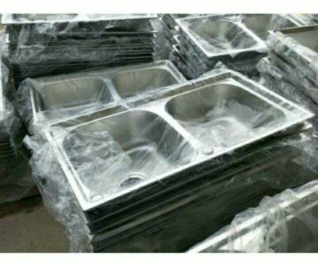 Combo chậu chén inox + vòi rửa chén nóng lạnh inox 304