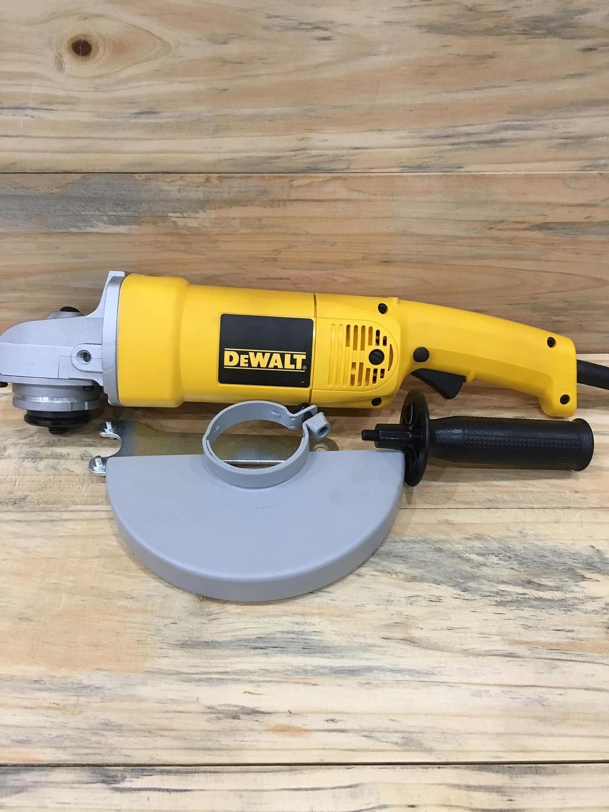 MÁY MÀI CẦM TAY 180MM 1800W DEWALT DW840-B1 - HÀNG CHÍNH HÃNG