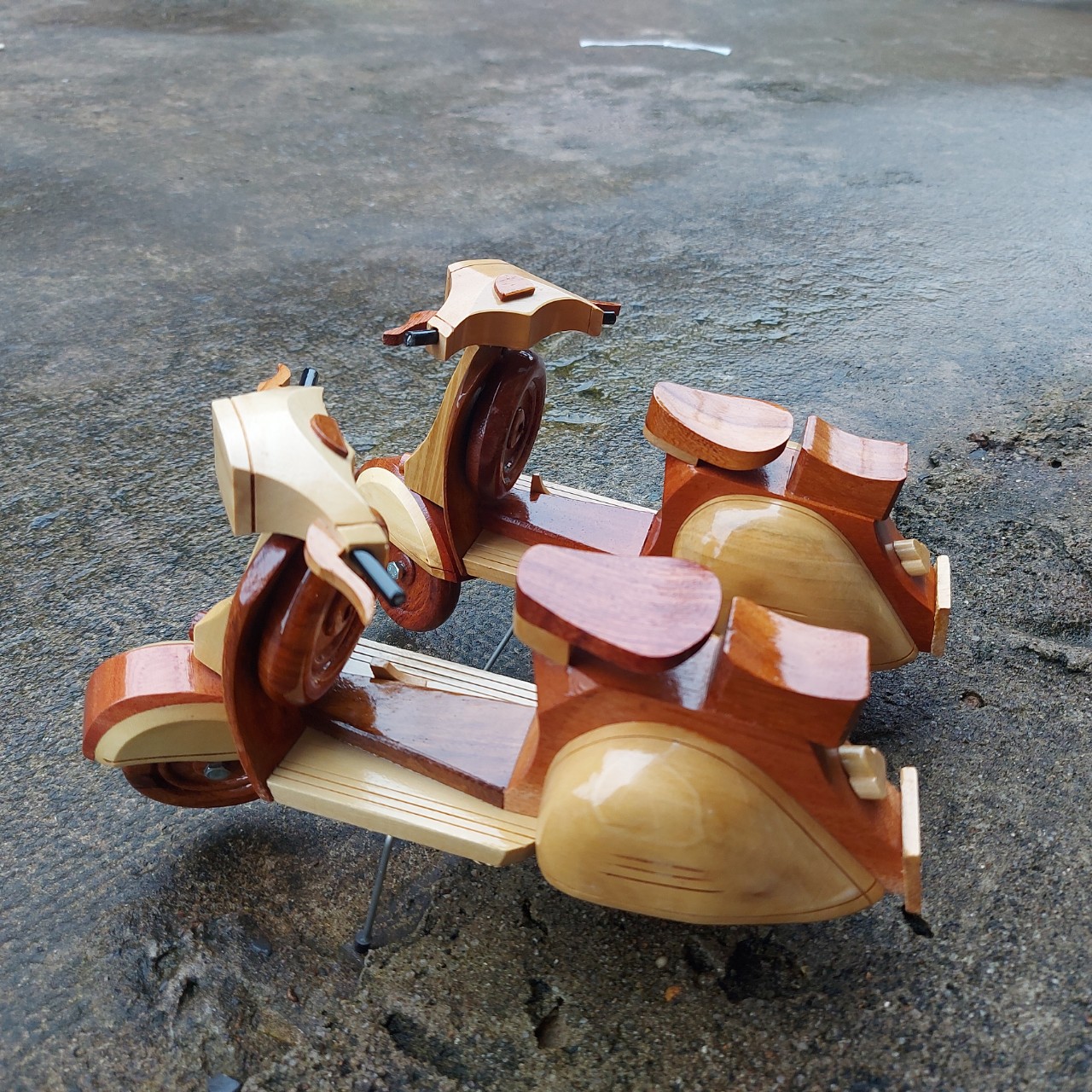 XE VESPA MÔ HÌNH GỖ SIÊU ĐẸP NGANG 20CM