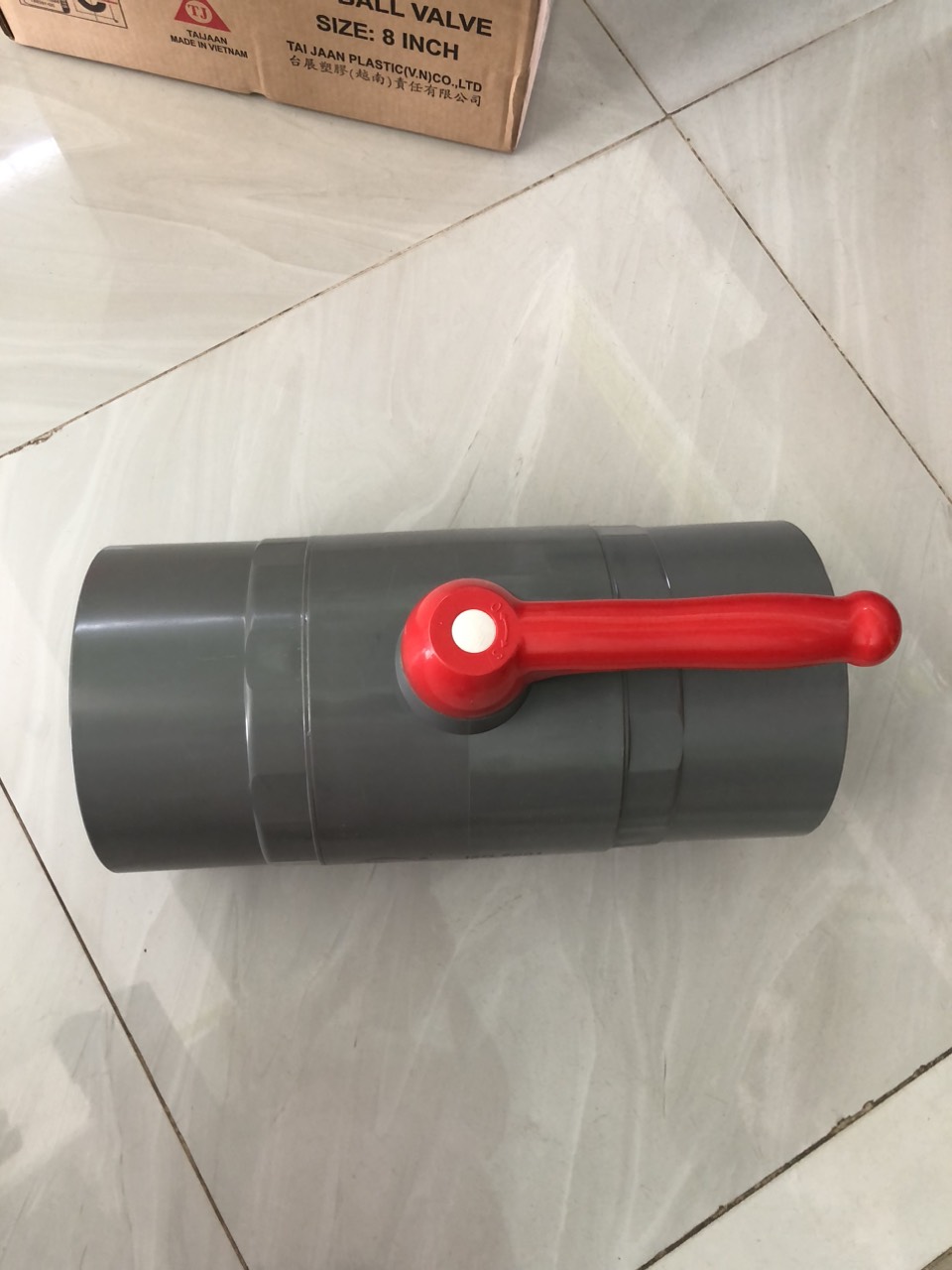Van khóa PVC 200mm van nhựa size lớn Taijan