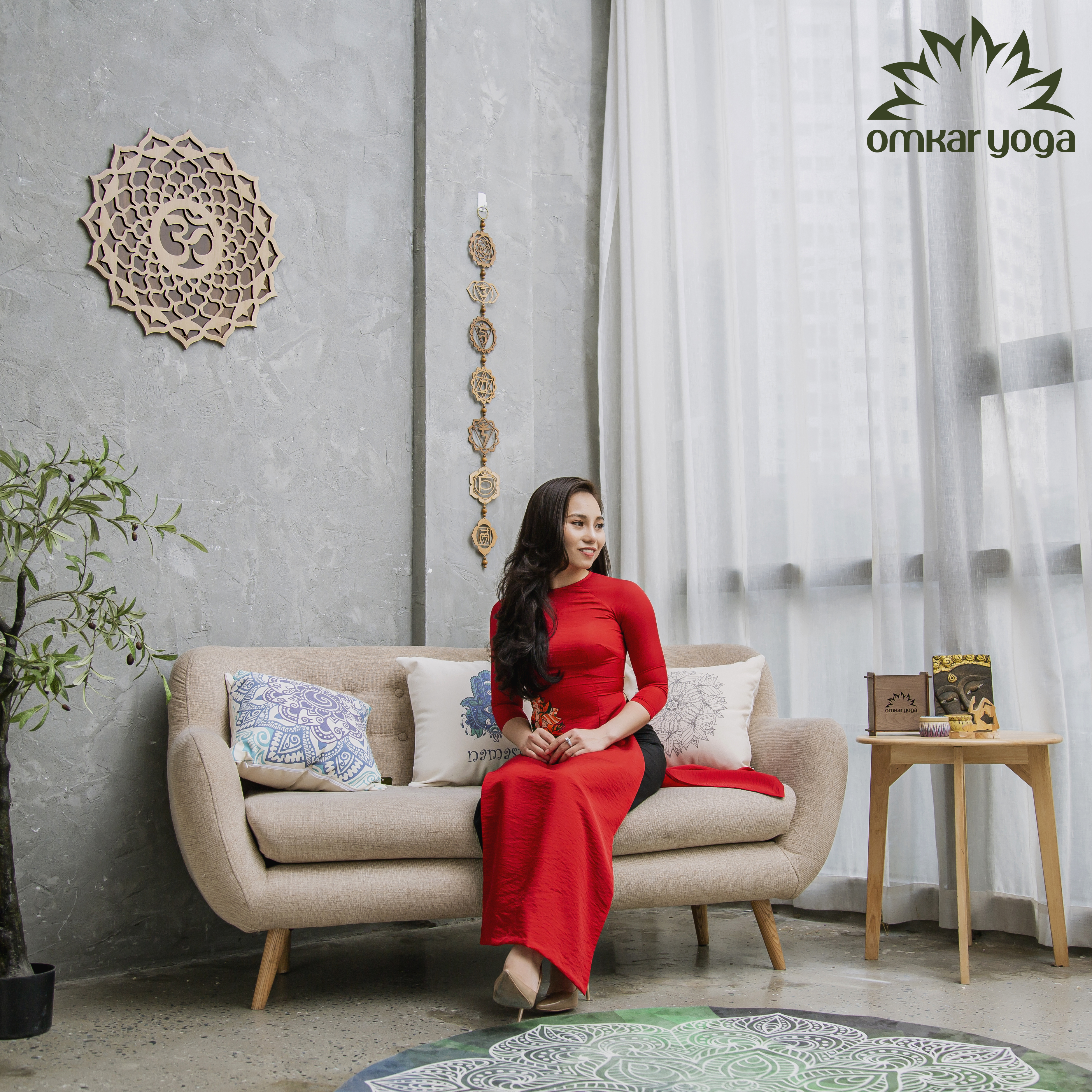 Tranh Gỗ Mandala Chữ Om TreoTấm gỗ điêu khắc Hoa Mandala chữ Om Omkar treo tường decor trang trí phòng yoga nhà cửa quán cafe homestay