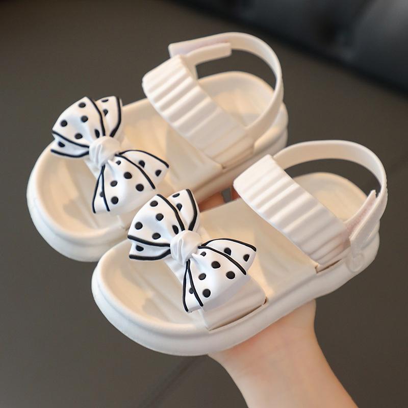 Giày sandal bé gái đi học nơ chấm bi siêu cute - Sandal cho bé đi chơi chống nước chống trơn - SE001 - Đen