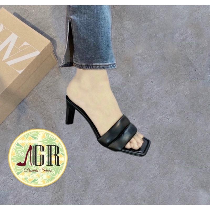 Guốc bản phồng viền giữa gót dẹp 8 cm hàng đẹp