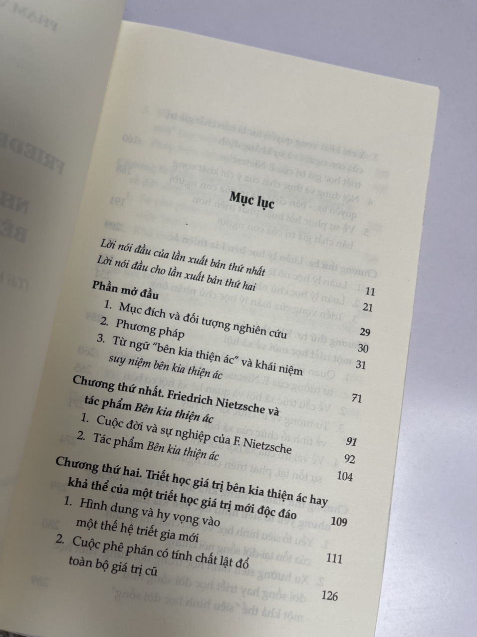 FRIEDRICH NIETZSCHE VÀ NHỮNG SUY NIỆM BÊN KIA THIỆN ÁC - Phạm Văn Chung – NXB Tri Thức (sách tái bản 2022)