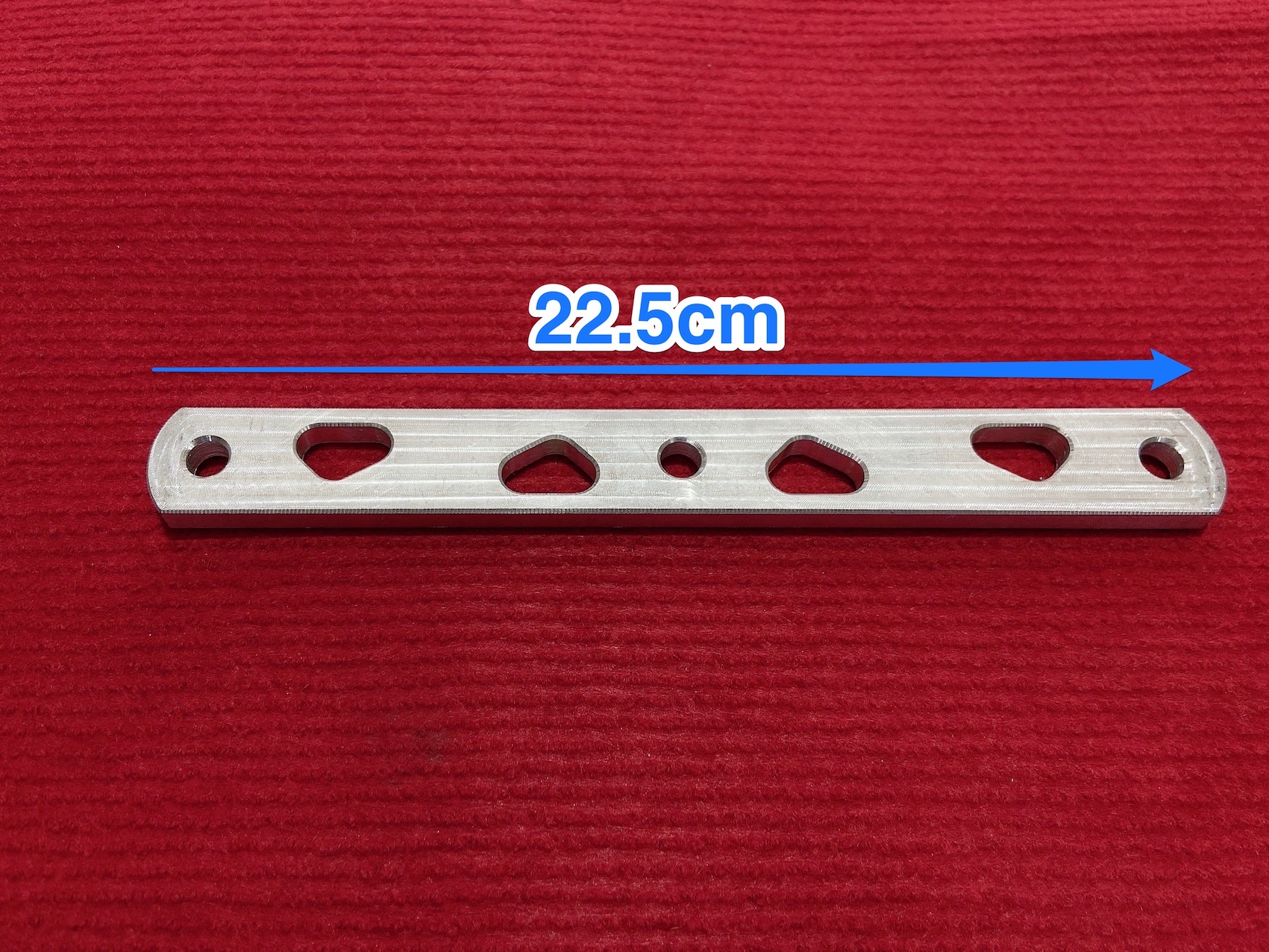Pas nhôm treo Pô độ dài 22.5cm x 2.5cm