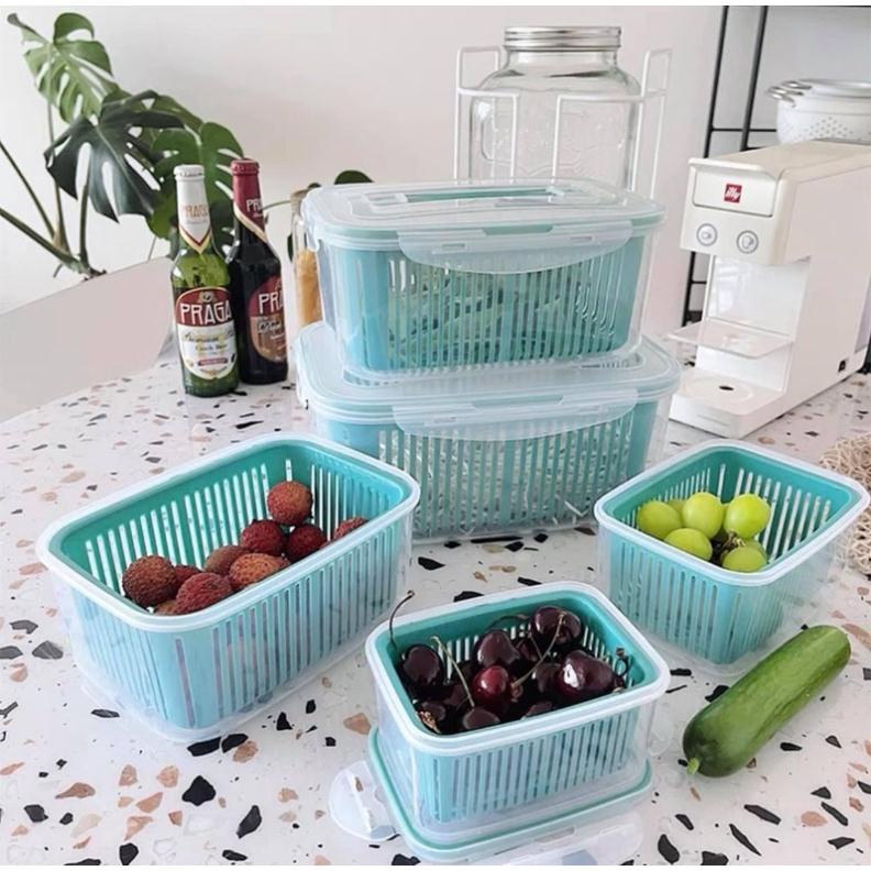 Combo 5 hộp nhựa kèm rổ đựng 2 in 1 cao cấp để và bảo quản thức ăn, rau củ quả tách nước, với 5 kích cỡ khác nhau dễ dàng xếp chồng lên nhau tiết kiệm không gian lưu trữ