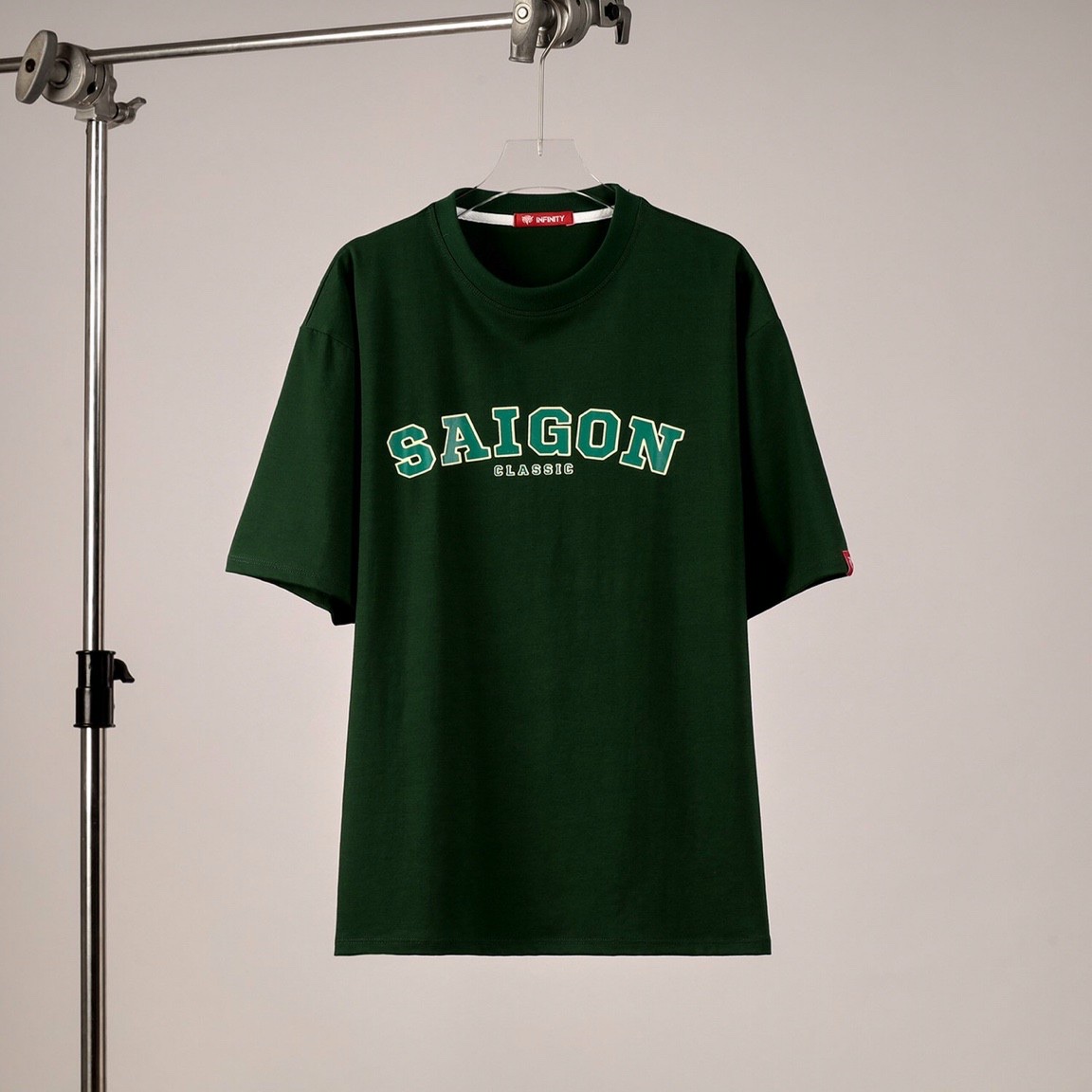 Áo Phông Nam Nữ Form Rộng Tay Lỡ Vải Cotton Mịn Mát - Saigon Classic