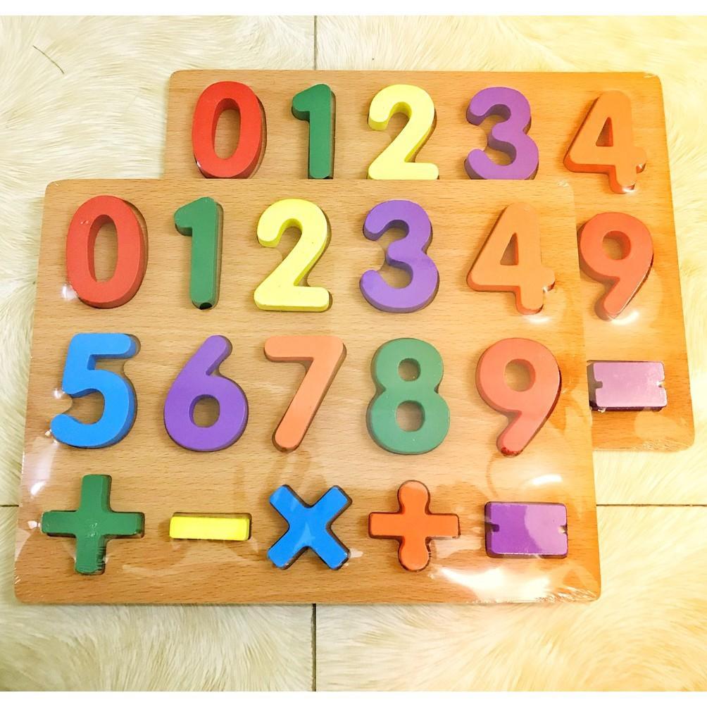Bảng 10 Số và Phép Tính nổi bằng gỗ giúp bé làm quen với các phép tính