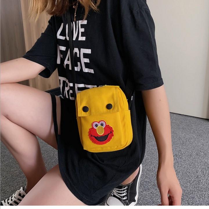Túi đeo chéo nam nữ in hình ngộ nghĩnh kiểu đứng size vừa - DMA store
