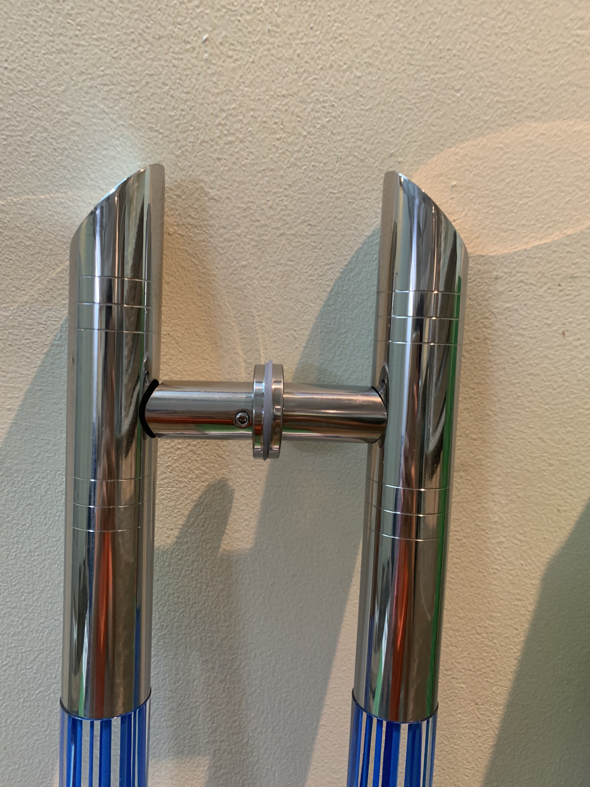Tay Nắm Cửa Kính Cường Lực, Cửa Nhôm - Tay Nắm Mica Xanh
