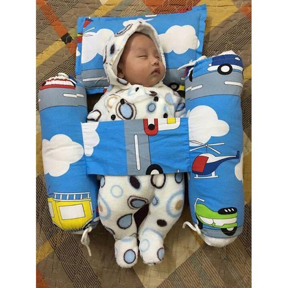 Bộ gối nằm + gối chặn bông hình cho bé Bobo_ngau nhien