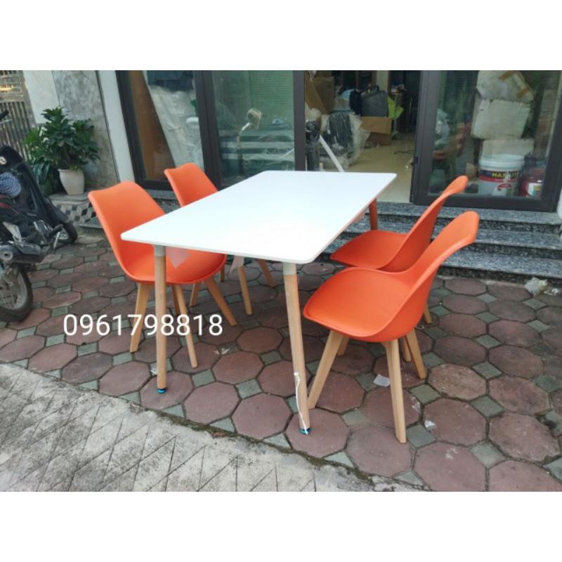 Bộ Bàn Ăn Eames 4 ghế đệm da