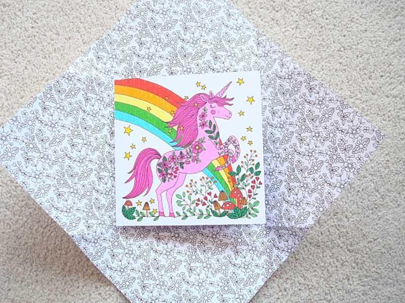 National Trust: The Colouring Book of Cards and Envelopes - Unicorns and Rainbows