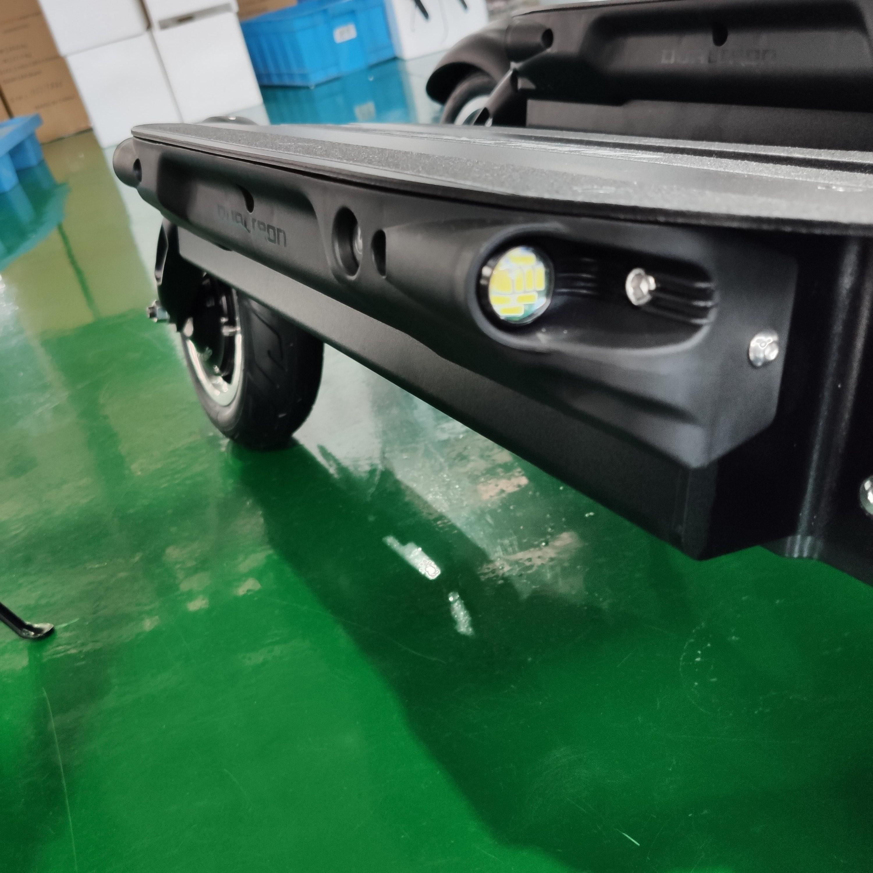 Nắp bên nhựa cho xe tay ga điện Dualtron Color: COMPACT a pair