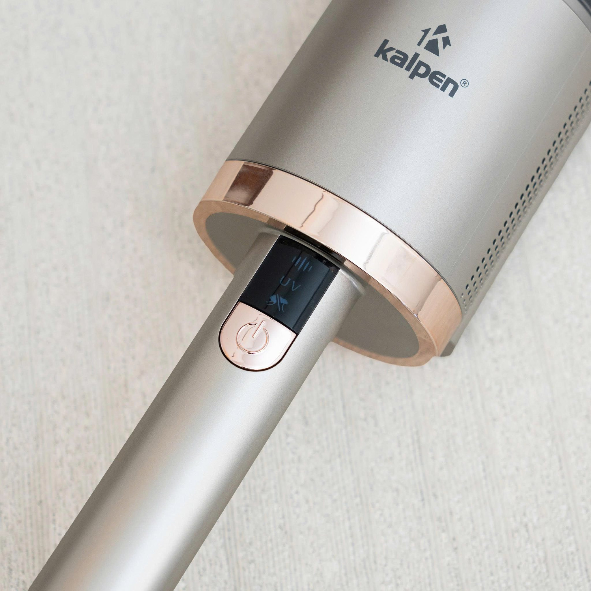 Máy hút bụi giường nệm diệt khuẩn UV Kalpen V4 lực hút 13kPa, - Hàng chính hãng