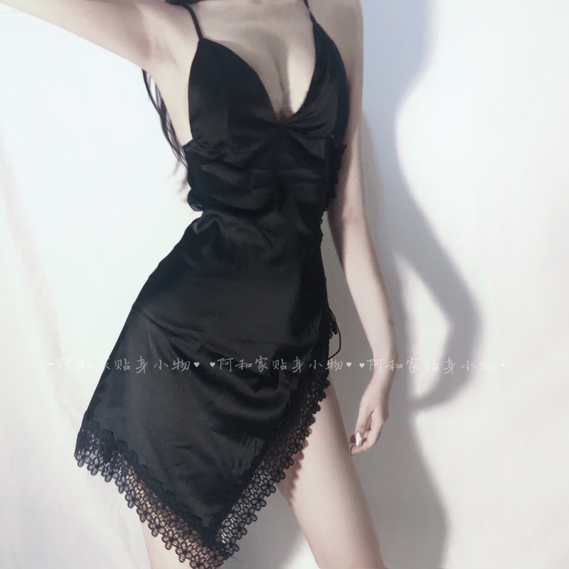 Váy ngủ lụa Satin 2 dây trơn xẻ hông một bên quyến rũ