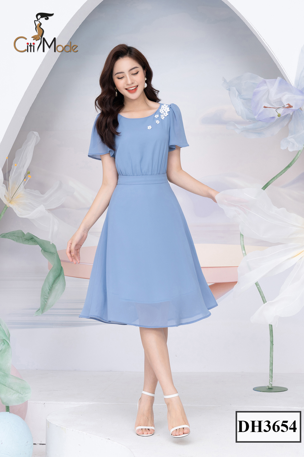 Đầm xoè Voan xanh thêu hoa vai DH3654
