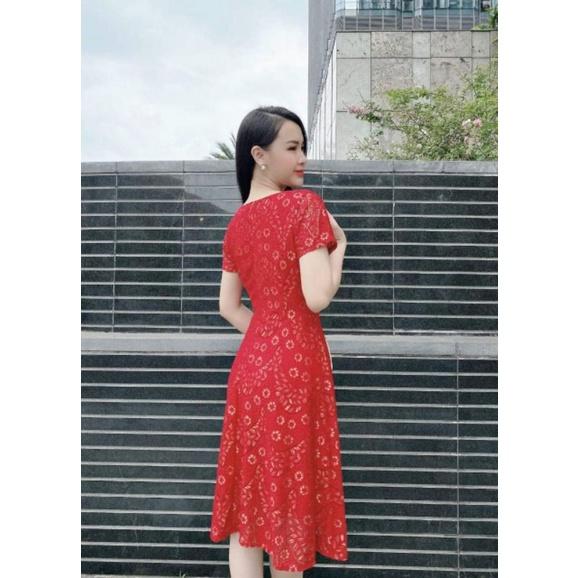 ĐẦM XÒE REN THUN CỔ V NGỰC NHÚN LY ĐÍNH HẠT