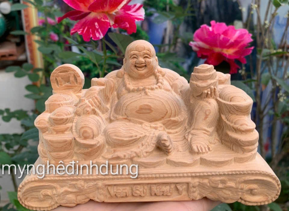 Tượng điêu khắc phật di lặc bằng gỗ ngọc am thơm nức kt 15×9×9cm