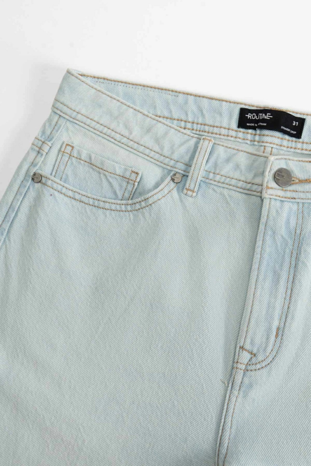 Quần Jean ROUTINE Nam Ống Suông Trơn Form Straight Cropped - 10F23DPA016 | LASTORE MENSWEAR