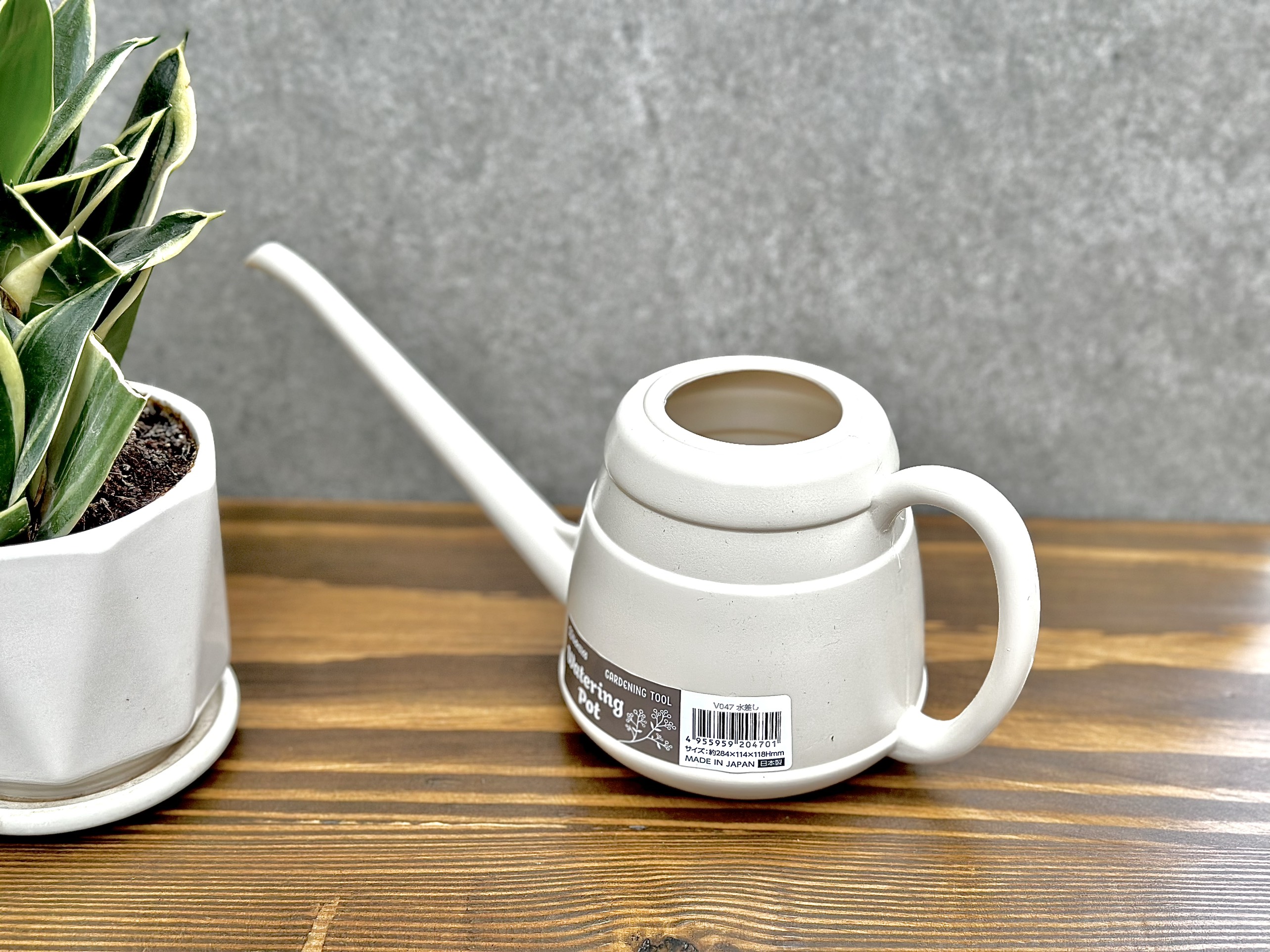 Bình tưới cây Nakaya Waterring Pot 850ml - Hàng nội địa Nhật Bản nhập khẩu chính hãng