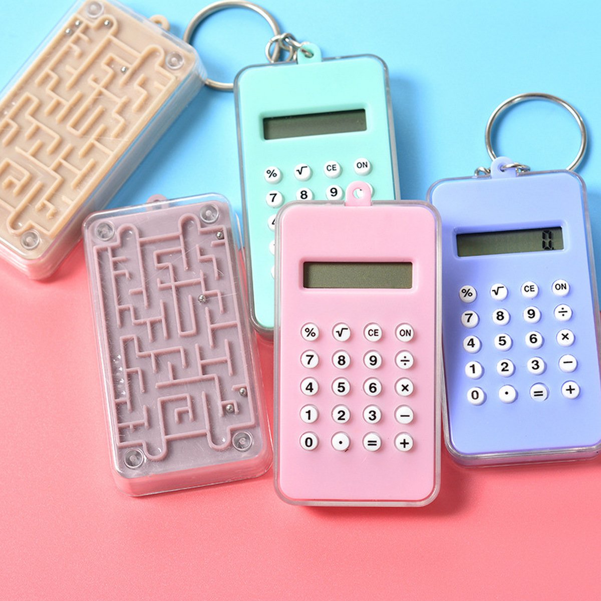 Móc Khoá Máy Tính Mini Mặt Sau Có Đồ Chơi Lăn Bi Vui Nhộn Màu Sắc Dễ Thương