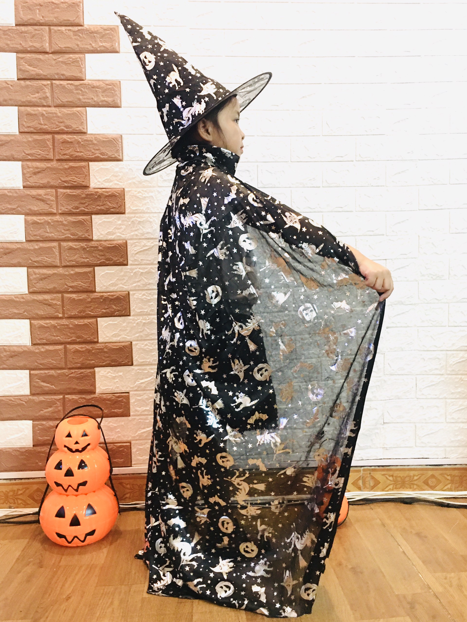 SET Áo choàng phù thuỷ kèm mũ hoá trang Halloween