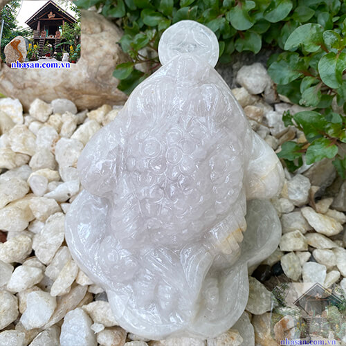 Thiềm thừ thạch anh trắng tự nhiên chiêu tài lộc C32 trọng lượng 2.2kg