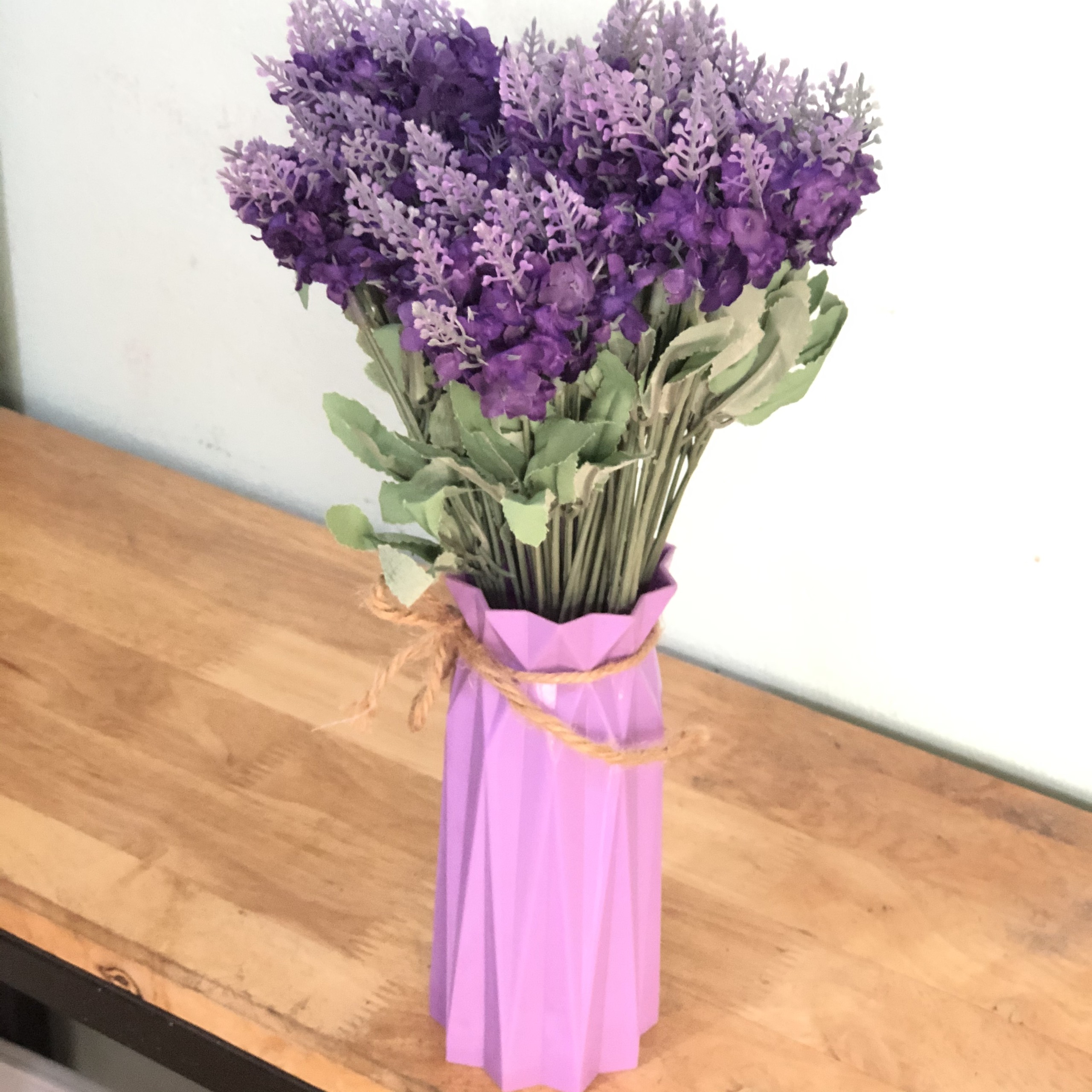 Bình hoa lavender tím lãng mạn (cả lọ và hoa)