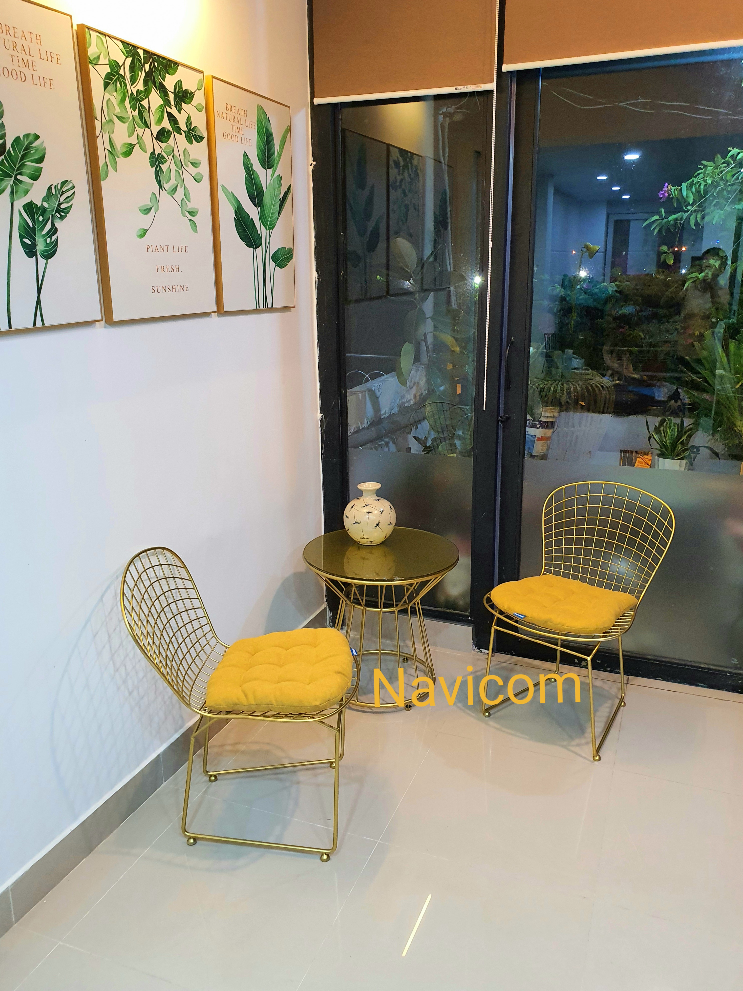 Bộ bàn ghế sân vườn