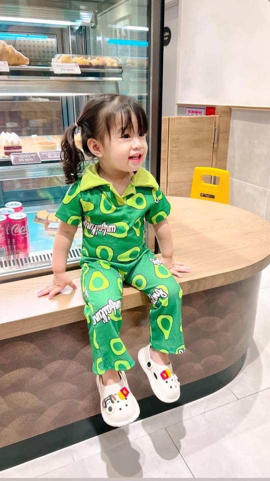 Đồ bộ bé gái quần dài ống xuông, áo tay ngắn, vải coton 4D, thun co dãn