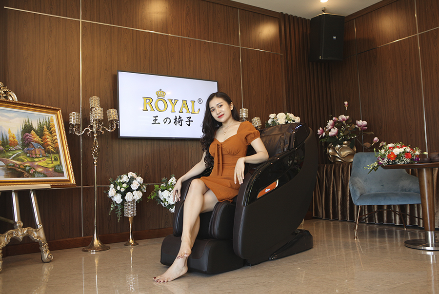 GHẾ MASSAGE ROYAL Mã R668