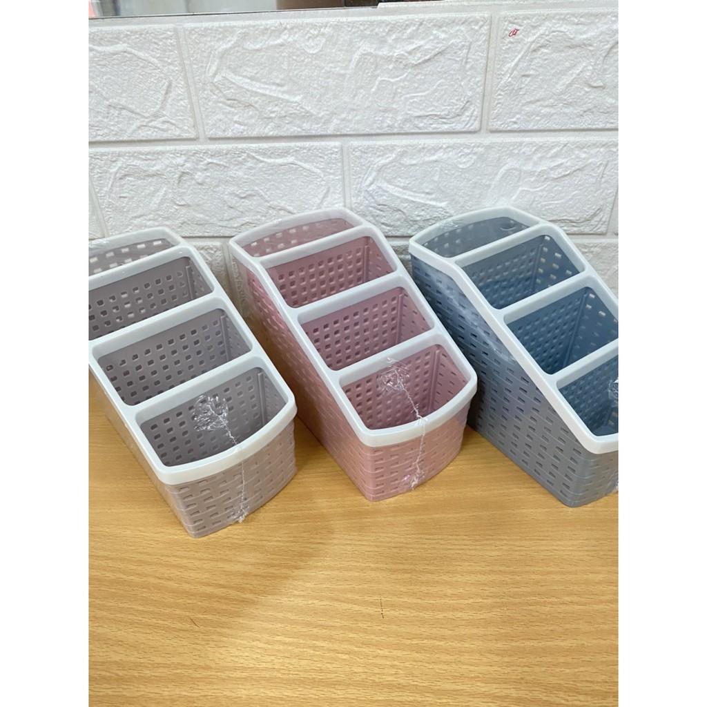 Kệ đựng remote, bút 4 ngăn 20x9.5x10.5cm