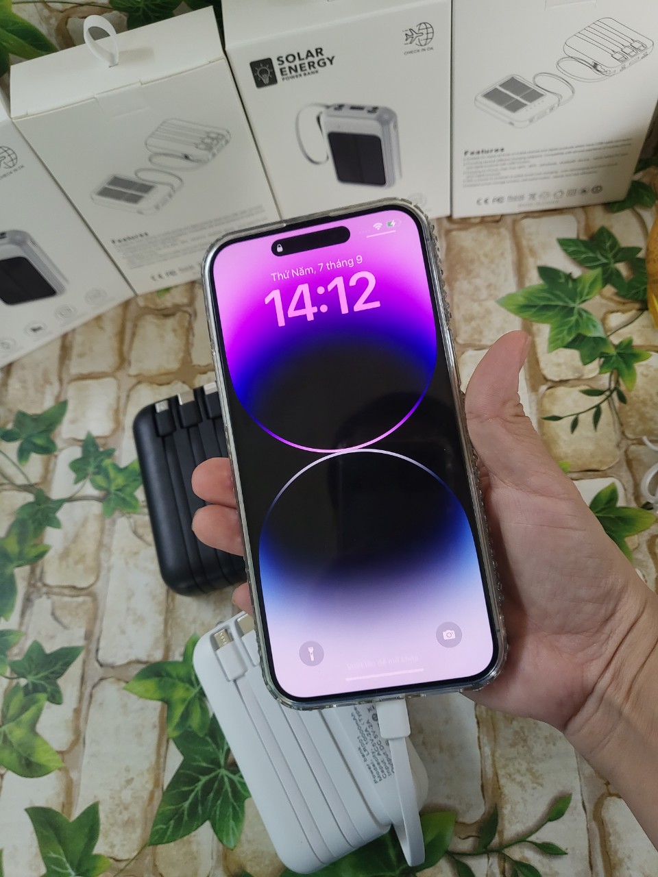 Pin Sạc Dự Phòng Năng Lượng Mặt Trời Power Bank Dung Lượng Chuẩn 10000mAh