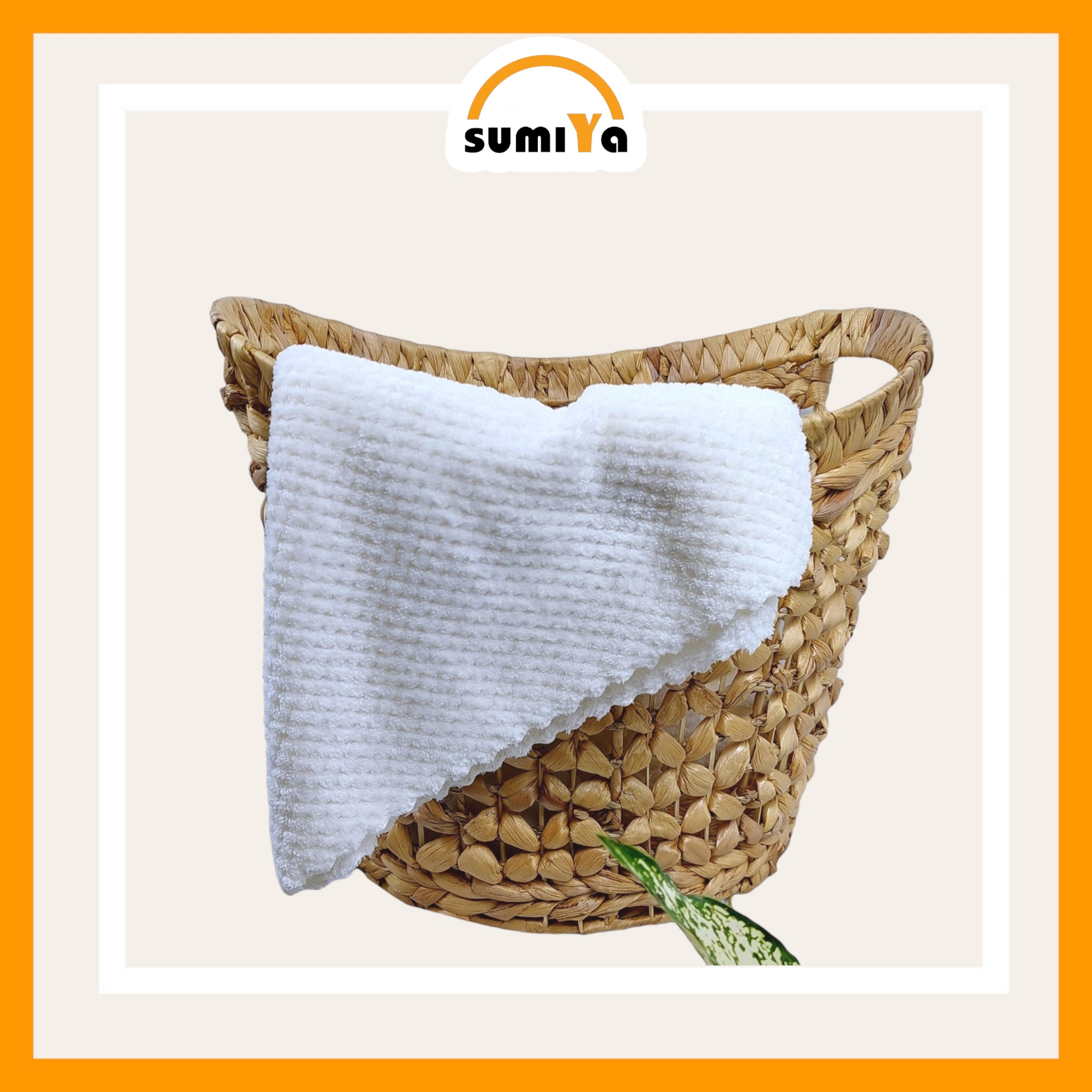 Giỏ lục bình tròn đan hoa thị đựng quần áo